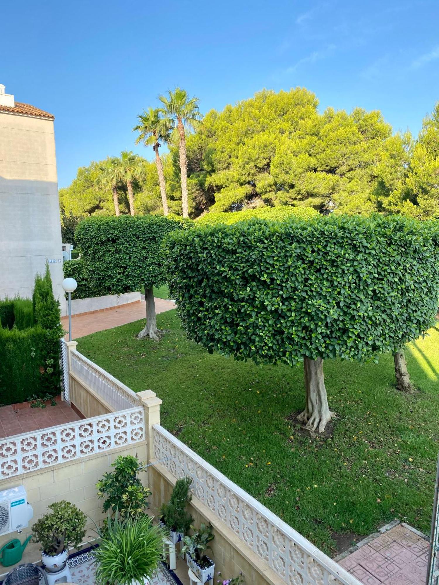 Torrevista Three Bedroom Apartment, Two Swimming Pools And Garage Torrevieja Kültér fotó